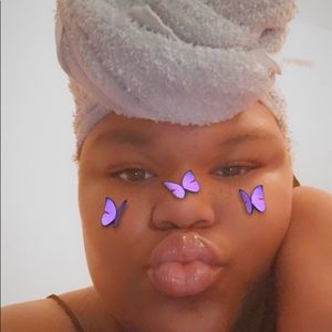 Meet your Posher, Destiny